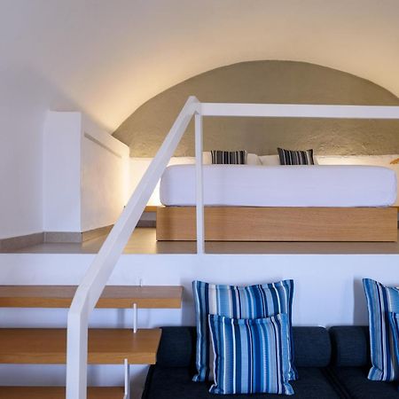 Muses Cycladic Suites Oia  Bagian luar foto