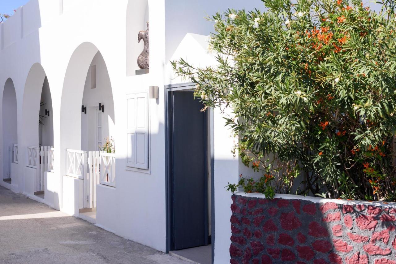 Muses Cycladic Suites Oia  Bagian luar foto