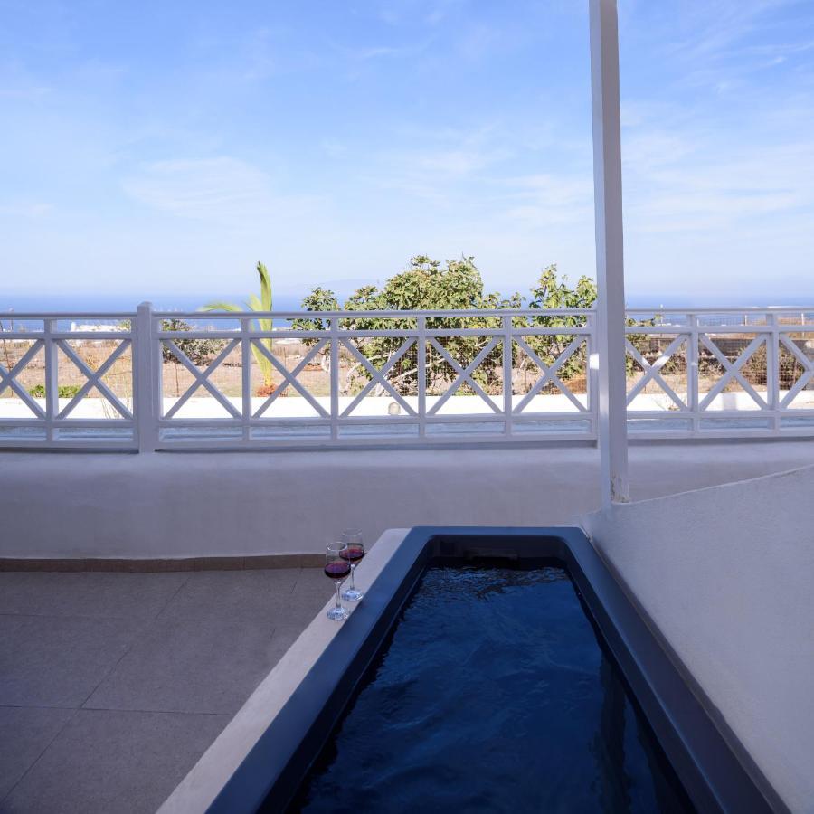 Muses Cycladic Suites Oia  Bagian luar foto