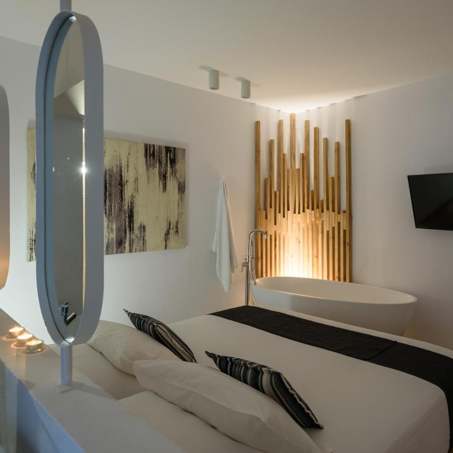 Muses Cycladic Suites Oia  Bagian luar foto