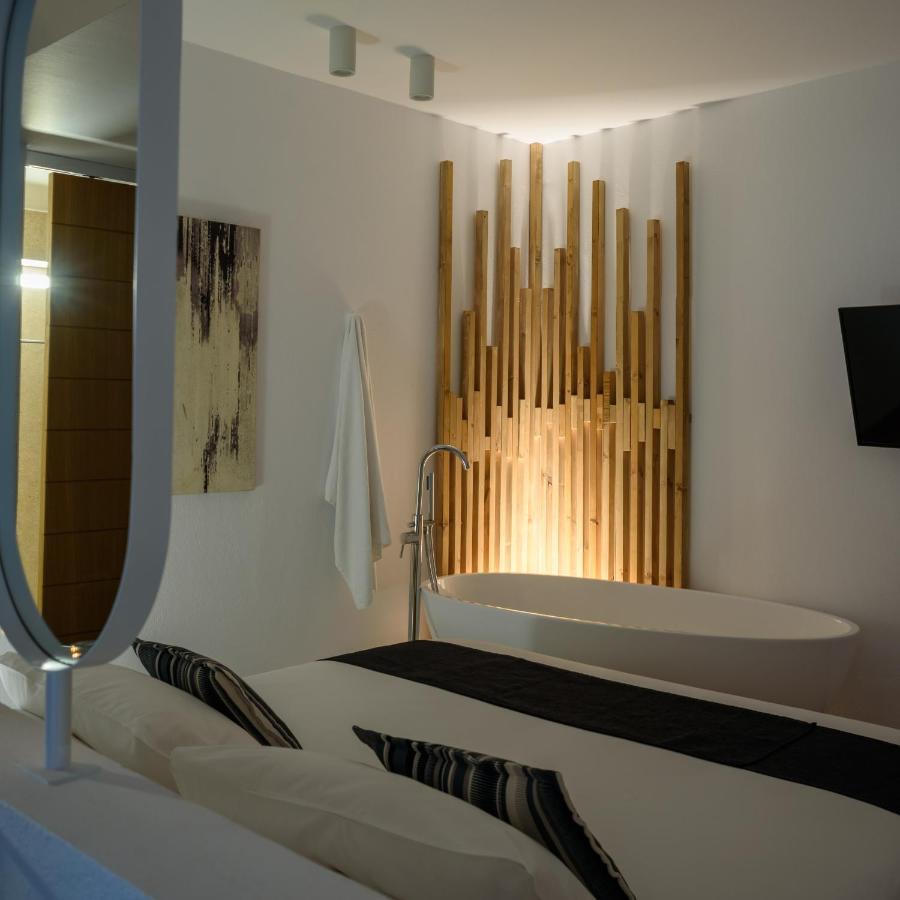 Muses Cycladic Suites Oia  Bagian luar foto