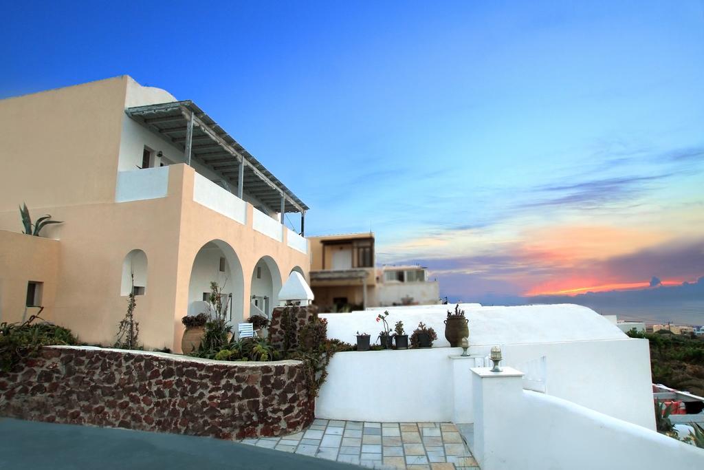 Muses Cycladic Suites Oia  Bagian luar foto